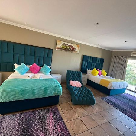The Black Crown Hotel Hartbeespoort Luaran gambar